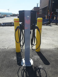 Légende de la photo : La Ville ajoutera des bornes doubles de recharge pour véhicules électriques dans trois stationnements du secteur. En déployant des infrastructures publiques de recharge, la Ville contribue à l'électrification des transports et encourage l’utilisation d’une source d’énergie propre et renouvelable. Photo : Gracieuseté de la Ville de Gatineau