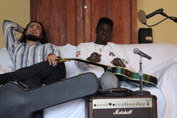 Photo caption : Releasing a two-track project titled Transcendance on January 27, local R&B and Soul collective Many Hundred Towns believes it has just the sound the people need during these trying times. Composed of 19-year-olds Ponce-Quintal and Anthony-Manuel Lopes – École secondaire Grande-Rivière graduates - the duo has amassed more than 20,000 listens on Spotify so far. Photo : Courtesy of Many Hundred Towns