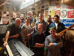 From left to right, back to front: Michael Purse, Omar Duran Guerra, Jason McCombs, Patrick Arsenault, Aldo Jauregui, Jesus Turrubiate, Steve Vesley, Katy Champagne, Will Verreault-Milner, Daniel Lacasse. [missing Matt Aston] Photo: Andrea Orellana