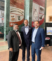 Photo caption: The Honourable Greg Fergus with members of the Ottawa Muslims organization
Photo credit: From Greg Fergus' Facebook page