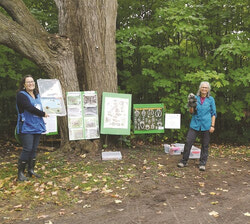 Photo: Geneviève Carrier from Enviro-Action and Diane Bourgault from Écolonature and their rallye-nature project which was supported by a Green Fund grant. 
Photo: Courtesy Gatineau
