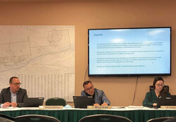 Public consultation. From left to right: Mathieu Bélanger from Service de l'Urbanisme et du Développement durable, Mario Aubé municipal councillor Masson-Angers district, and the assistant clerk Camille Doucet-Côté. Photo: Sophie Demers