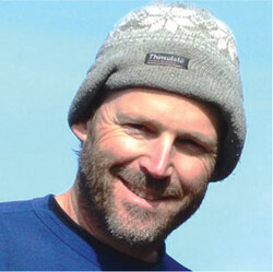 Dan Kraus is Senior Conservation Biologist with the Nature Conservancy of Canada.    He is an expert on Canadian species and landscape ecology, and a member of the International Union for the Conservation of Nature Species Survival Commission.