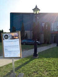 Une demande de démolition a été publié le 15 août pour la pavillon de la Marina au 1 rue Principale.   Photo: Lily Ryan