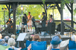 The summer music series at Park de l’Imaginaire on Front Street opened with BRIGA, July 3.  The series is by donation and outside the Imagier Art Gallery. Lawn chairs are recommended to bring along. For a complete schedule, call Imagier Art Gallery: (819) 684-1445 
Photo: Nicolas Sabourin