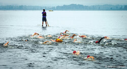 Racing from Aylmer to Shirley’s Bay, these swimmers were accompanied. (LR)
Photo: Martin Lipman