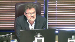 Mayor Maxime Pedneaud-Jobin explaining the benefits of the council pay reform to council during the preparatory meeting, August 29. Photo: Gatineau website