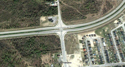 Traffic volume near the Vanier and Allumettières intersection is only going to increase. The new developments from today until 2031 will generate an additional 5,900 vehicles during the morning commute and 7,200 vehicles during the afternoon rush. Many of these vehicles will be travelling on Vanier Road.
Credit: Google Earth